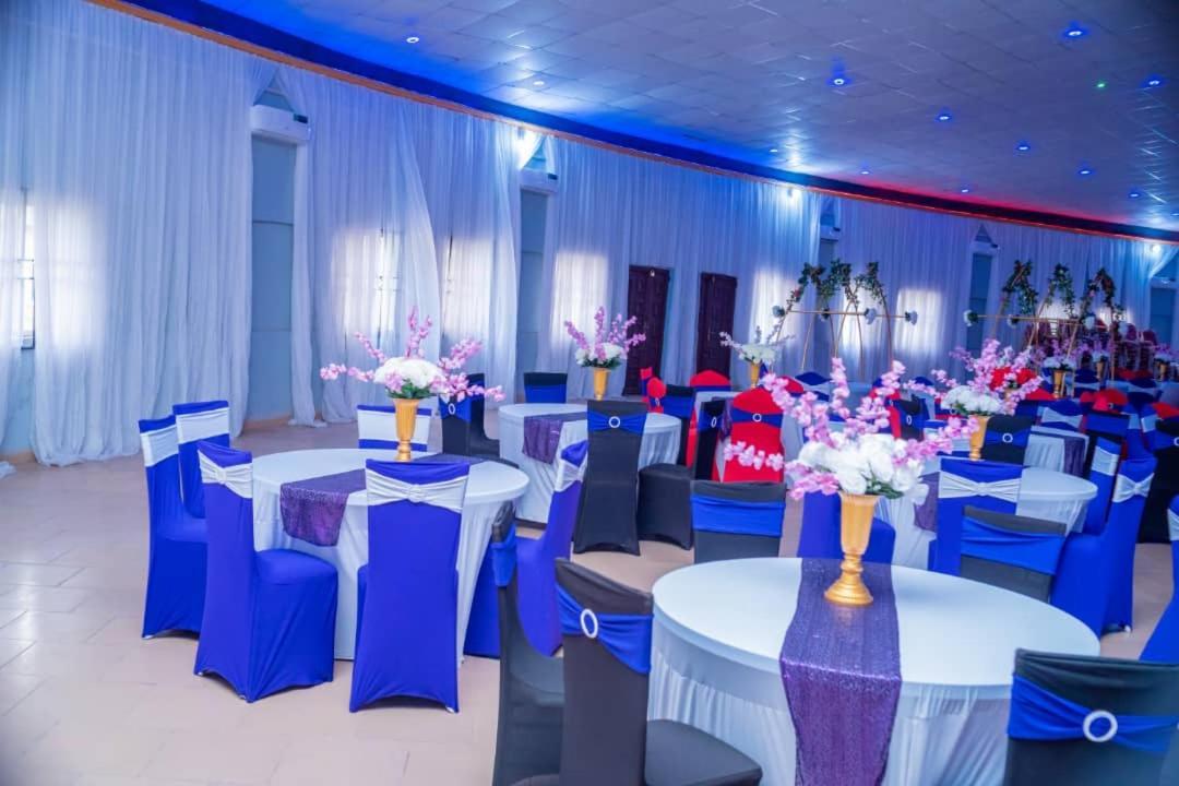 Murphy'S Mansion Resort Umuahia Exterior foto