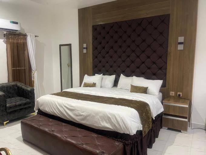 Murphy'S Mansion Resort Umuahia Exterior foto